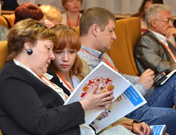 UNFPA EECA Women in Russia strongly favour sexuality education in schools, UNFPA-supported survey finds