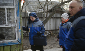 UNFPA mobile team makes a house call in eastern Ukraine