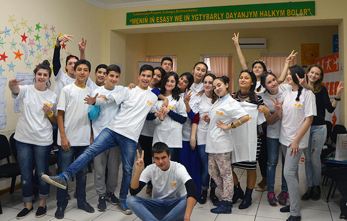 Y-PEER volunteers in Turkmenistan