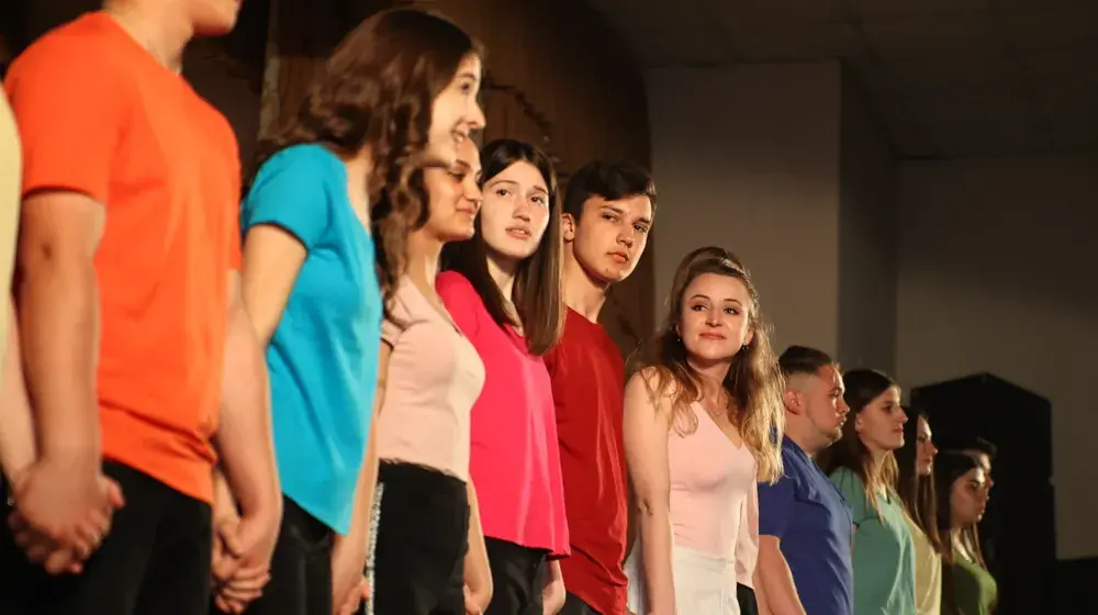 Young people in Moldova tackle gender stereotypes through theatre